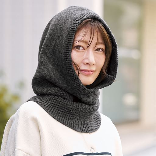 グレー<br>フードに