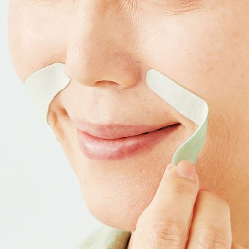 翌朝しっとり はがすだけ!