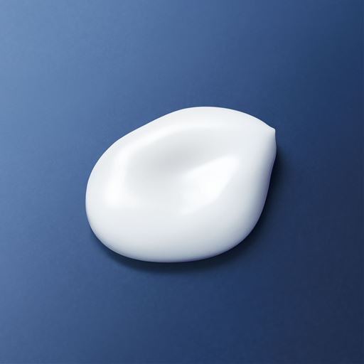 乳液のようなとろみのあるテクスチャーで、スーッと伸びるのにしっとり。