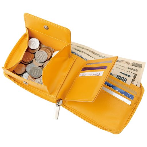 マスタード <br>18ポケットいっぱいで見た目以上の収納力!