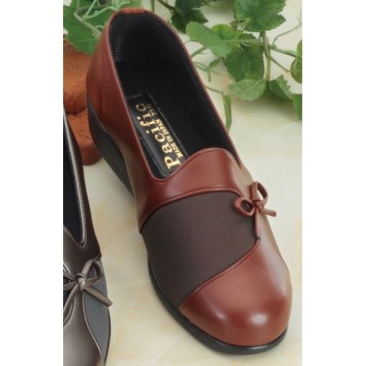 B(スギブラウン)