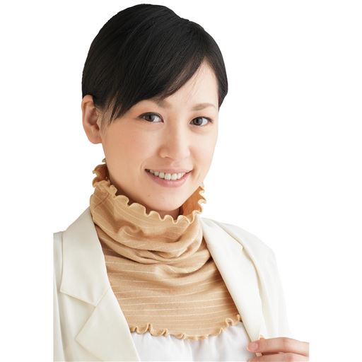 ベージュ<br>クシュっとお洒落に首元ガード