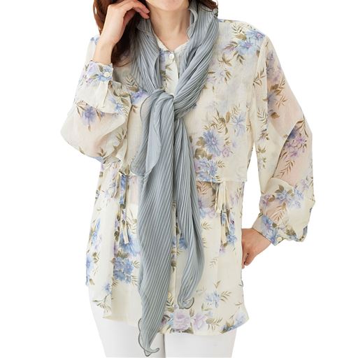 グレー<br>スカーフとしても