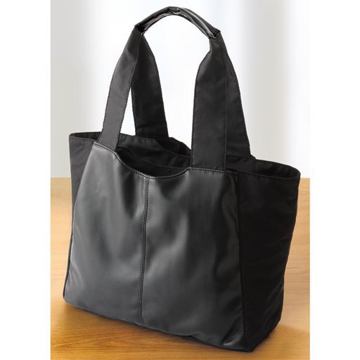 軽量ポケットいっぱい多機能バッグ