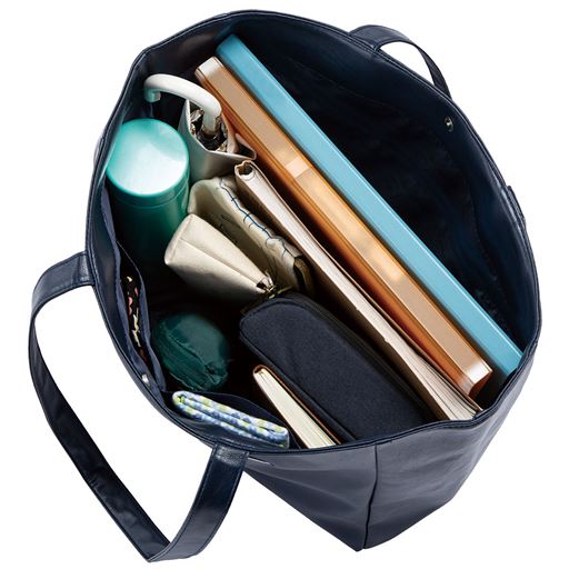 ネイビー<br>たっぷり大容量約13L!大きく開くから中が見やすい!取り出しやすい!