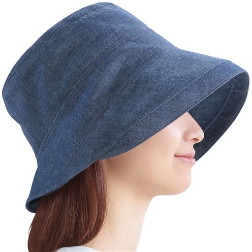 インディゴ <br>らせん状のステッチがおしゃれ