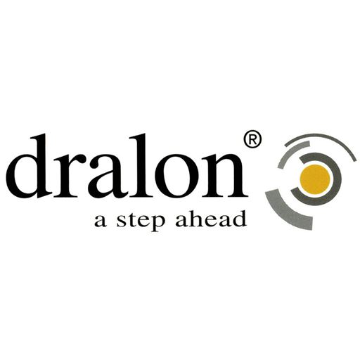 ソフトアクリル「ドラロン&reg;」を使用。吸水速乾性に優れ、快適なかぶり心地