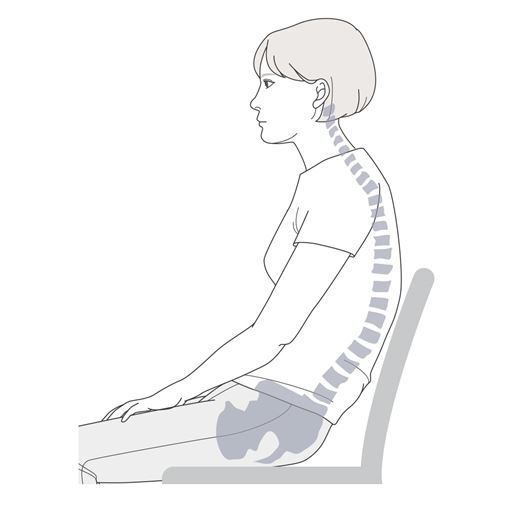 骨盤が後ろに倒れた腰の負担につながる姿勢。