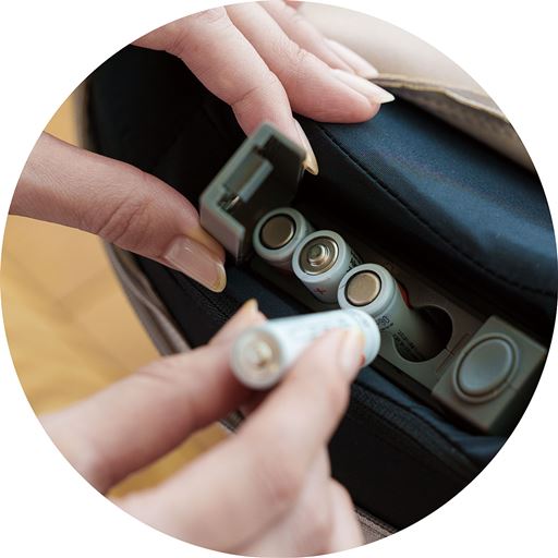 単3形アルカリ乾電池4本使用<br>※付属しておりません。振動モードをご使用の際は、単3形アルカリ乾電池を別途ご用意ください。