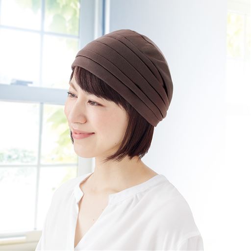 ブラウン<br>1日かぶってもムレにくく快適!