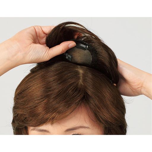 パチッと留めるだけ