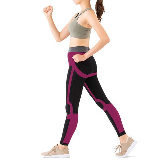 ブラック<br>一体型丸編み製法ではき心地ラク