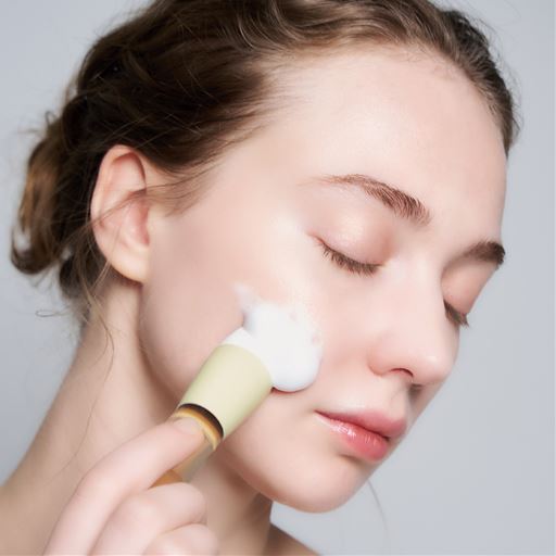 クレンジングから角質ケアまで気になる毛穴汚れに