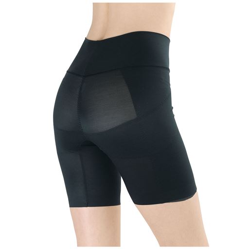 ブラック バックスタイル<br>裏当てでヒップアップ