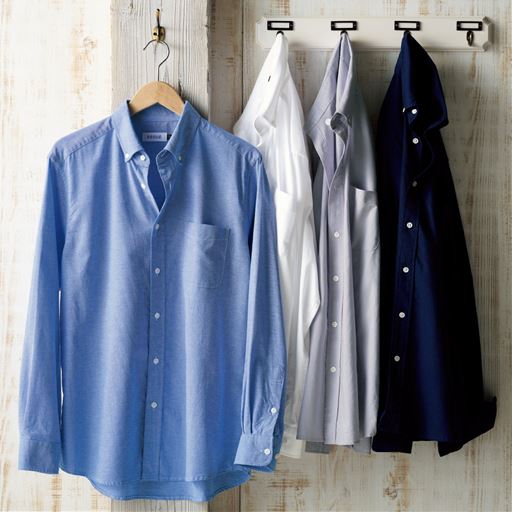 (左から)サックス、ホワイト、グレー、ネイビー