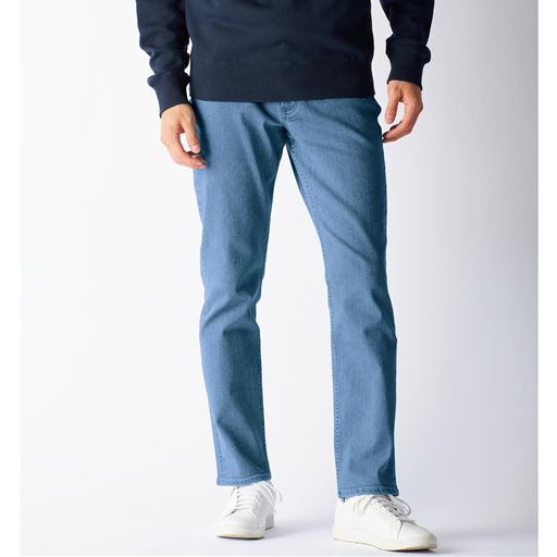 ライトブルー コーディネート例