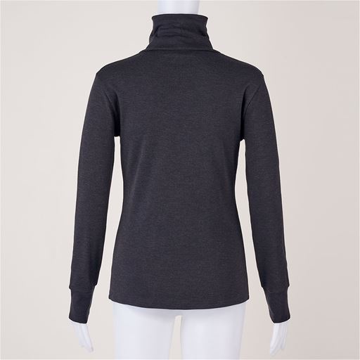 チャコールグレー バックスタイル