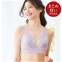術後のバストをいたわるブレストケアブラ<br>ペールライラック着用例