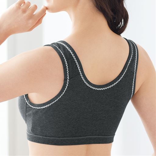 チャコールグレー着用例