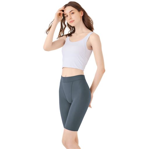 シャドーグレー 着用例