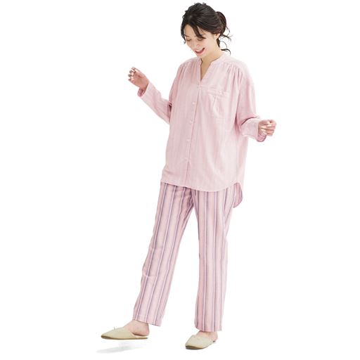 パウダーピンク(パンツ:ピンクストライプ)