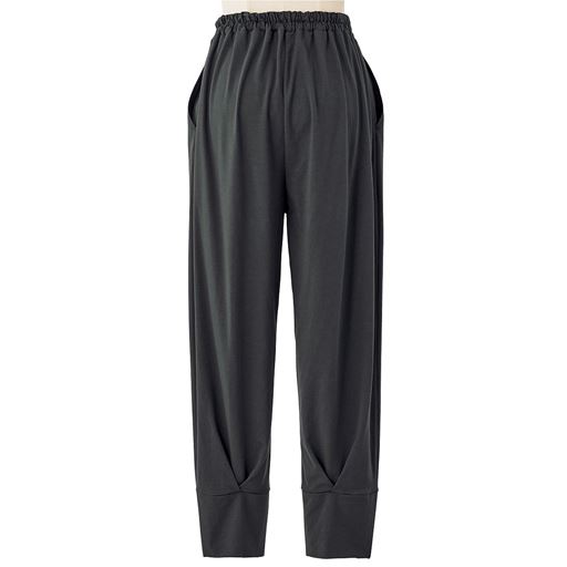 チャコールグレー バックスタイル