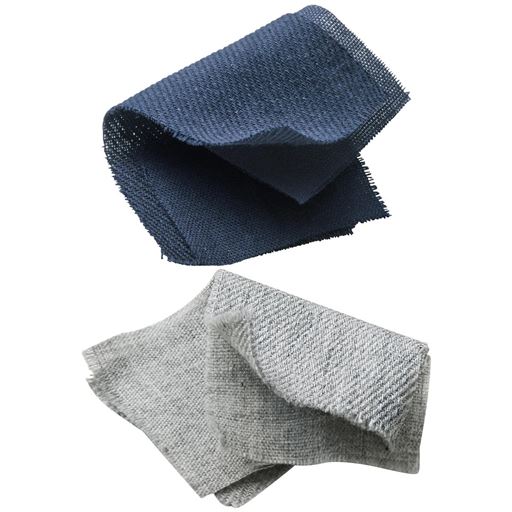 表面はしっかりとした綾織 裏側はソフトな風合いの平織