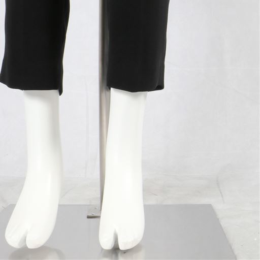 ブラック パンツ 裾