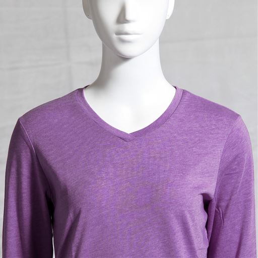 首元<br>※こちらのカラーの販売はございません。