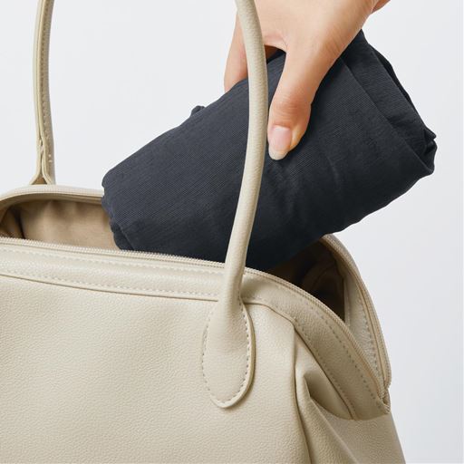 コンパクトになるから旅行などに便利