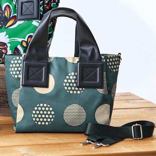 ネイビー系(ドット柄)