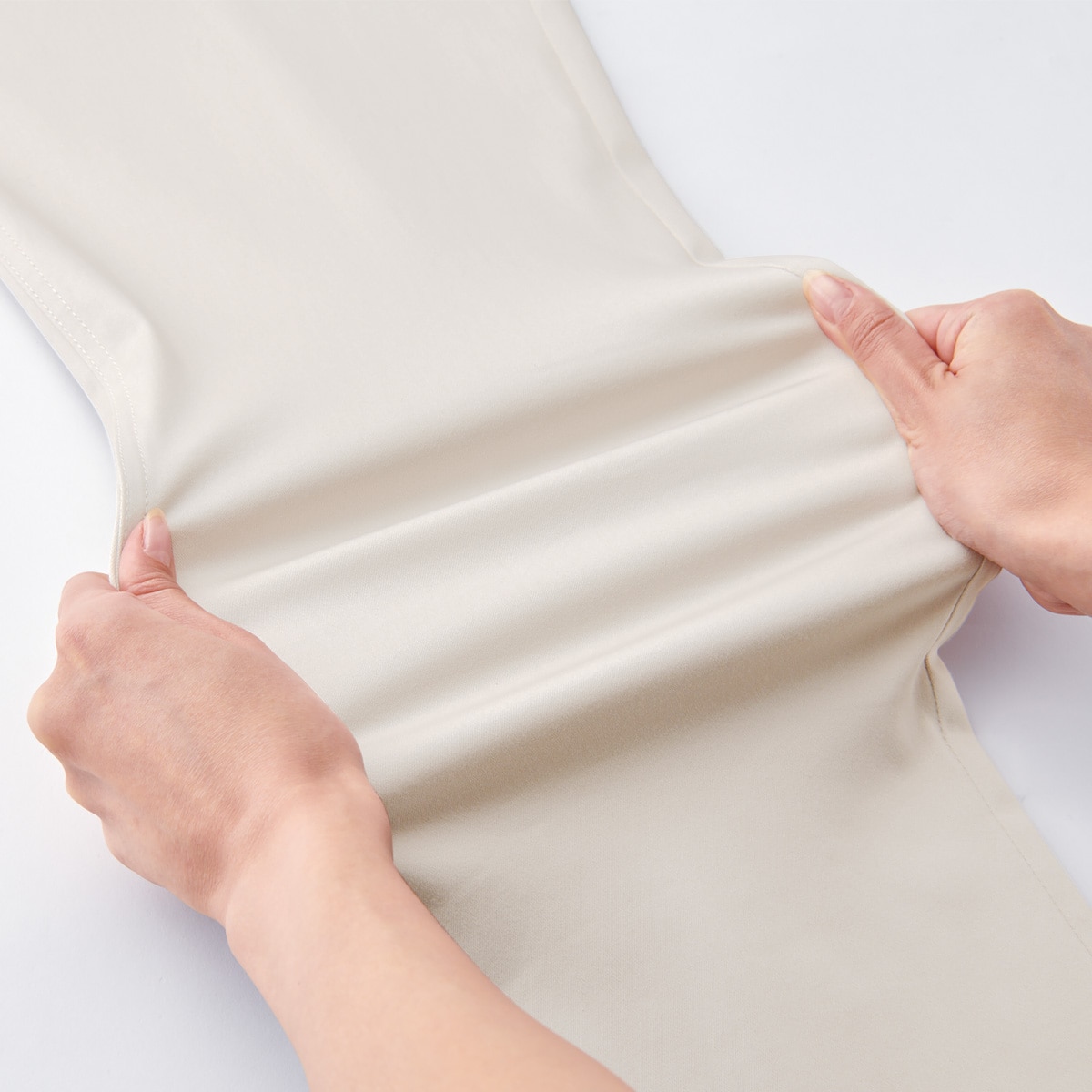 綿サテンストレッチテーパードパンツ(洗濯機OK) - ファッション通販