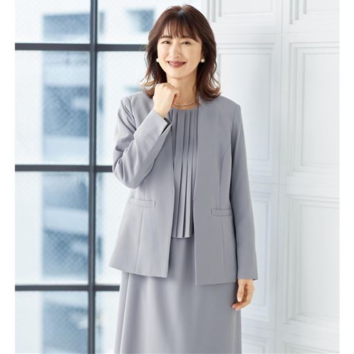 着回しフロントタックワンピース