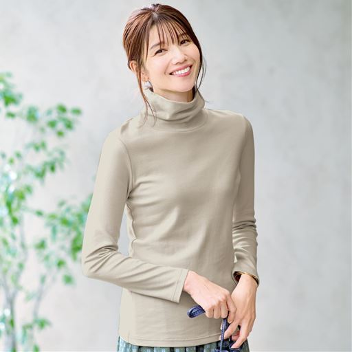 UVカットルーズネックTシャツ(長袖)(綿100%・UVカット・洗濯機OK)