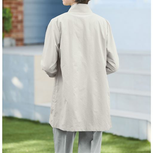 グレージュ<br>バックスタイル