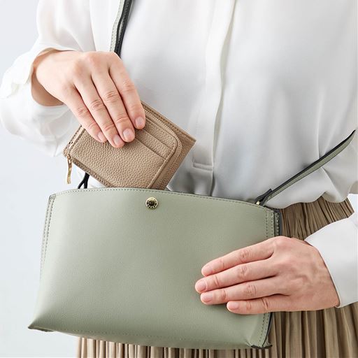 ミニバッグにも入るコンパクトサイズ