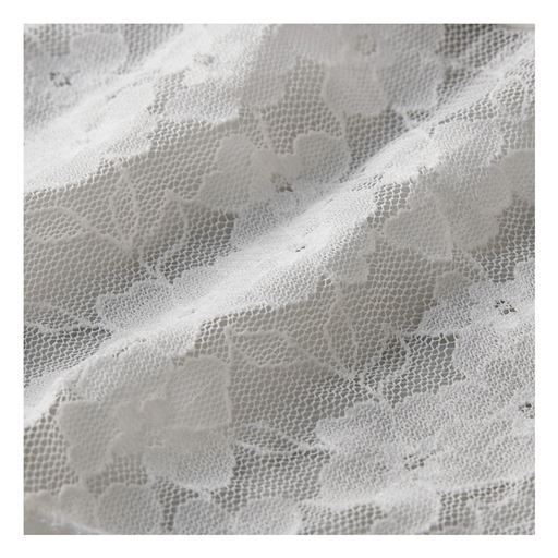 ホワイト:レース部分拡大