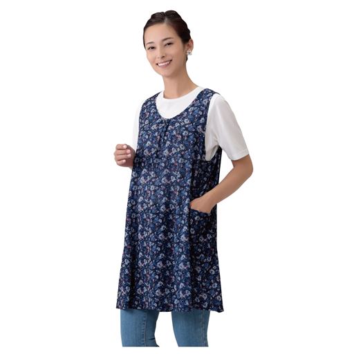 左右ポケット付きで便利!