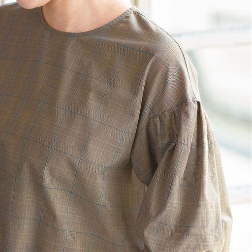 チェック 華奢見えするドロップショルダー