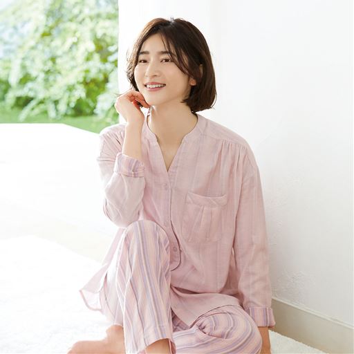 パウダーピンク(パンツ:ピンクストライプ)