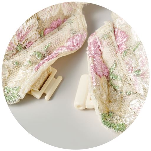 着脱カンタン、フロントホックタイプ。