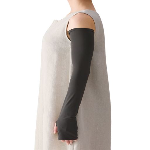 LLサイズ 腕まわり 約30～32cm