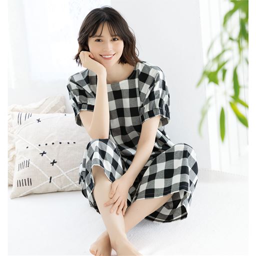 ブラック系(ブラック×オフホワイト)