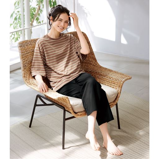 ブラック(トップス:シナモン×アイボリー)