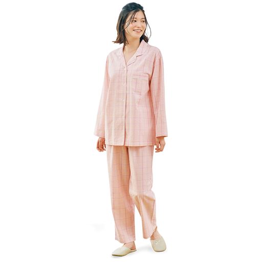 コーラルピンク着用例