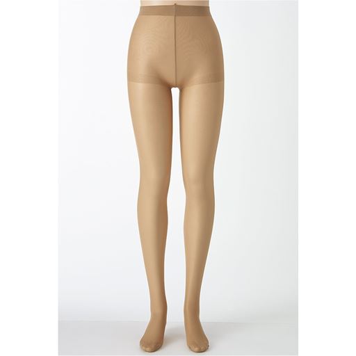 ナチュラルベージュ<br>※肌色のトルソーで撮影しているため、肌の色によって色の出方は異なります