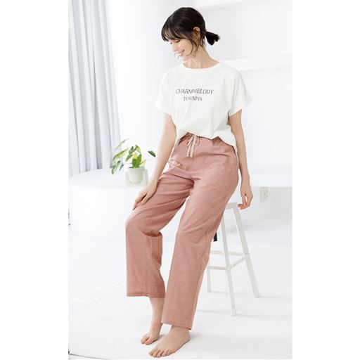 ダルオレンジ パンツ 着用例<br>※TシャツはNH-1141