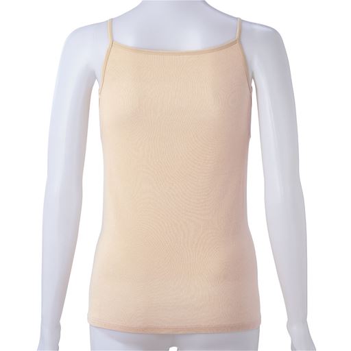 ベージュ バックスタイル