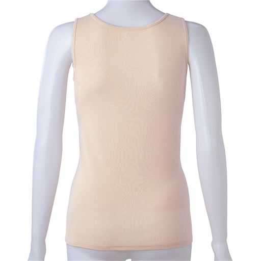 ベージュ バックスタイル