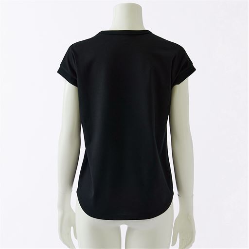 ブラック バックスタイル<br>ちょうどヒップが隠れる後ろ丈長め